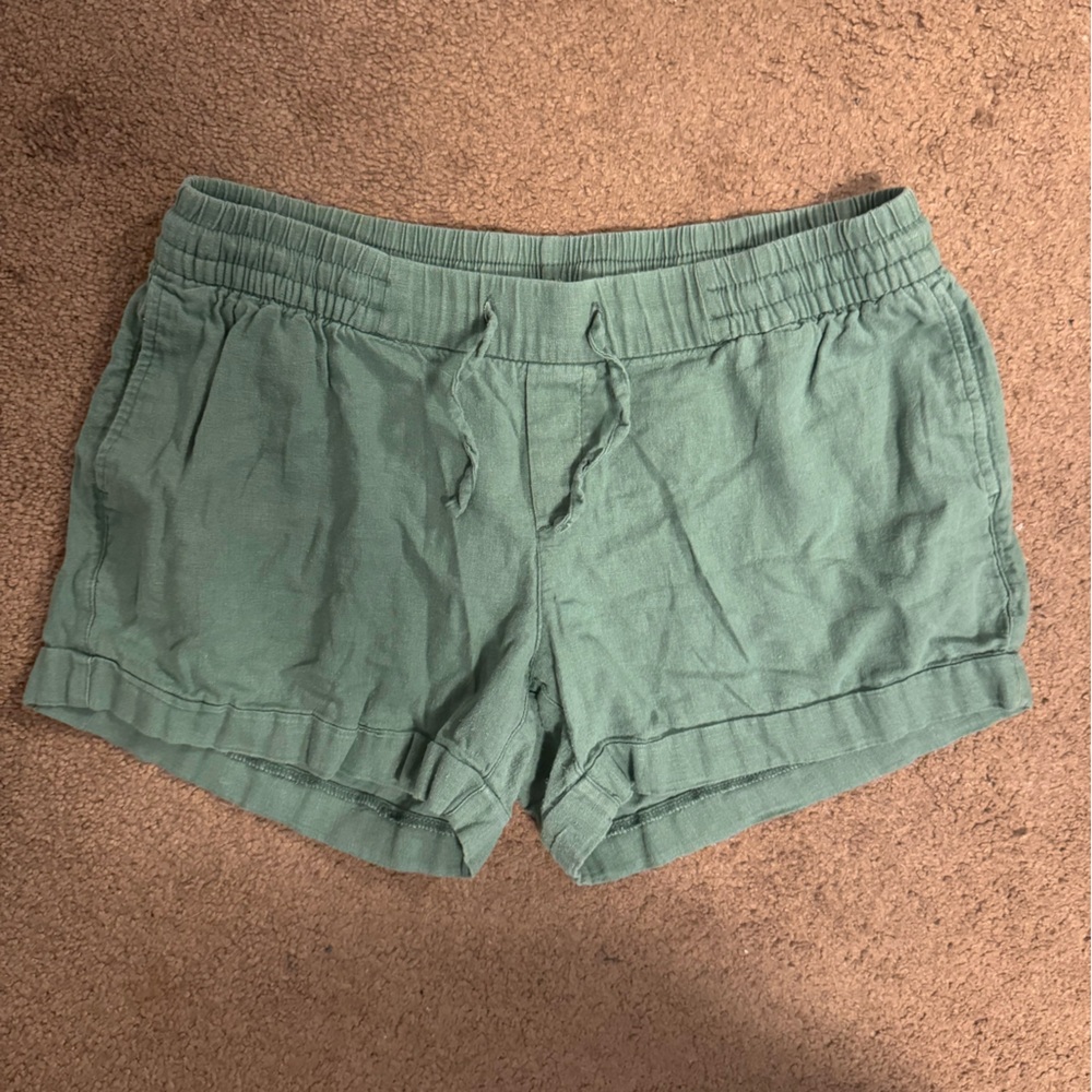Old navy pull on shorts